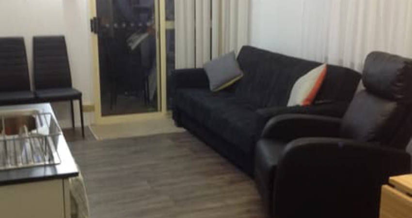 Moruya Van Sale F512 1200px 0006